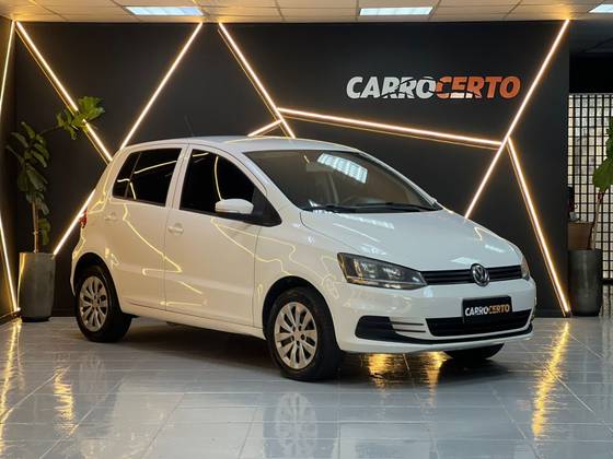 VOLKSWAGEN FOX 1.0 MI TRENDLINE 8V FLEX 4P MANUAL VOLKSWAGEN FOX 1.0 MI TRENDLINE 8V FLEX 4P MANUAL